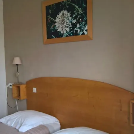 Hotel Les Fauvettes 2*